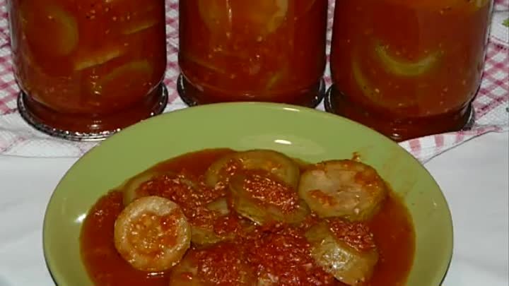 Обалденные огурцы в томатной заливке на зиму: рецепты с чесноком