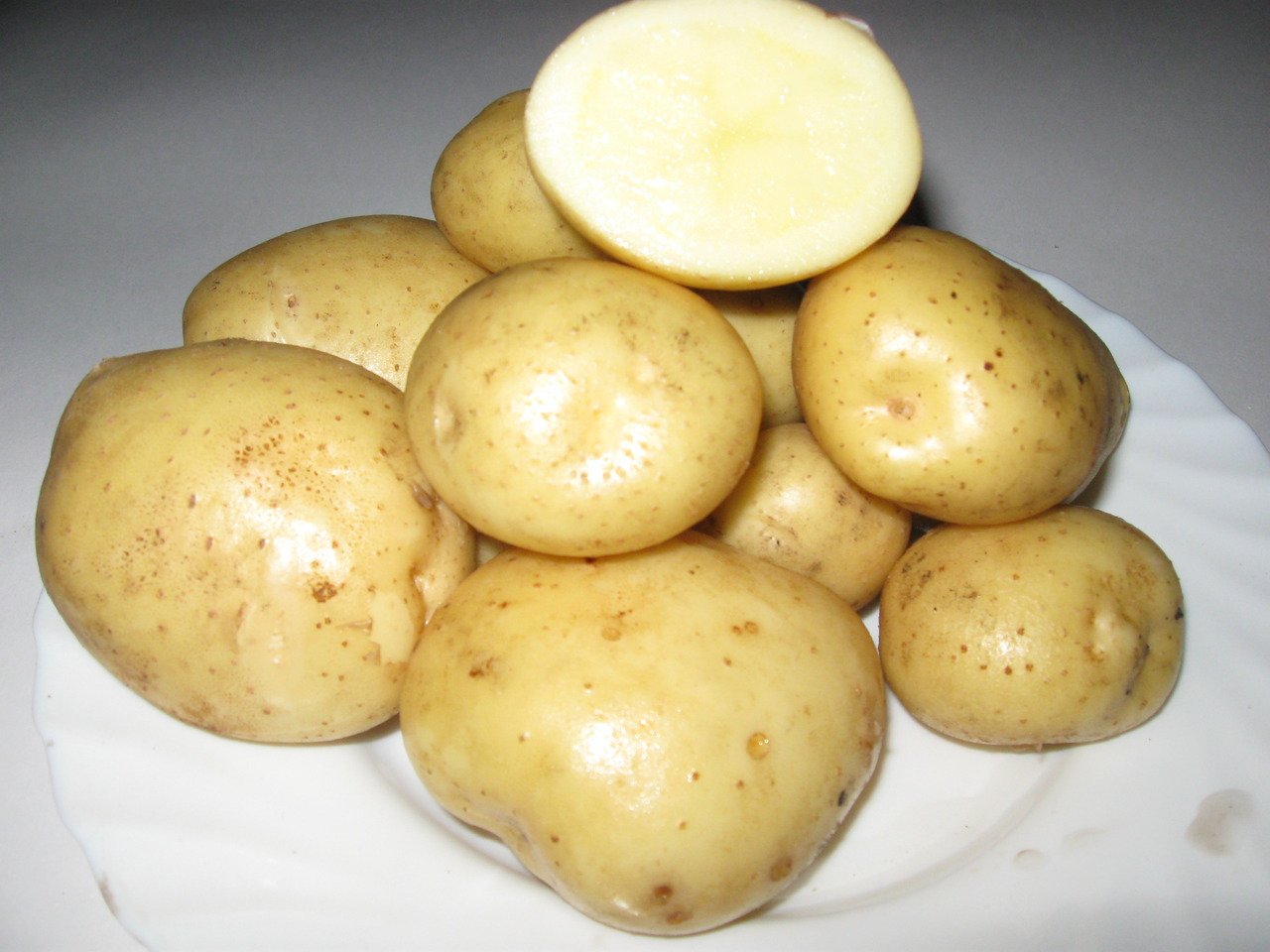 Описание картофеля сорта «адретта»: характеристика, фото, отзывы