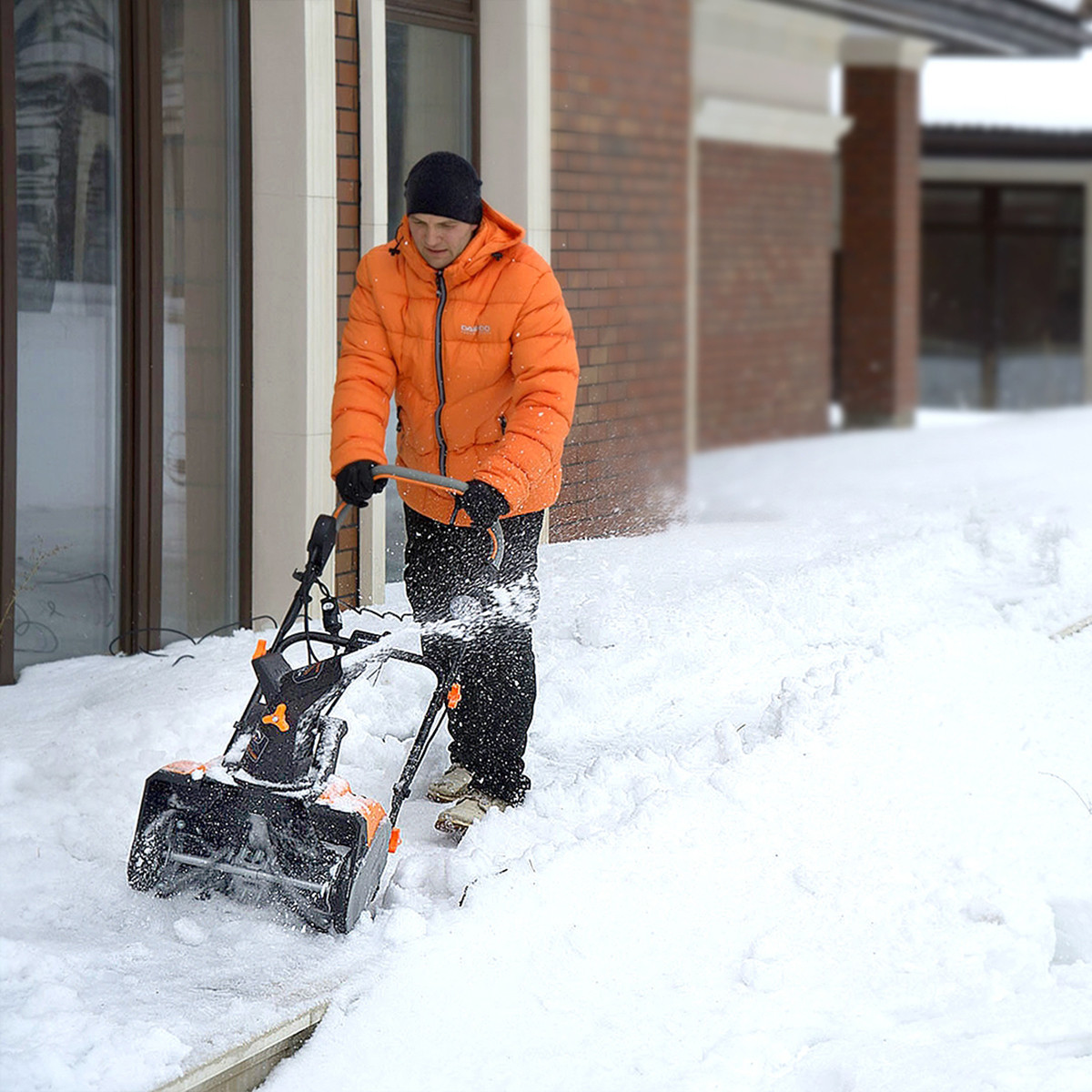 Зимний бизнес: как заработать на уборке снега