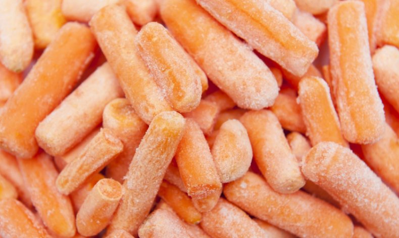 Заморозка свежей моркови на зиму в домашних условиях в морозильной камере