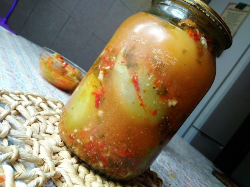 Вкусные рецепты маринованных соленых и малосольных помидоров по-армянски на зиму