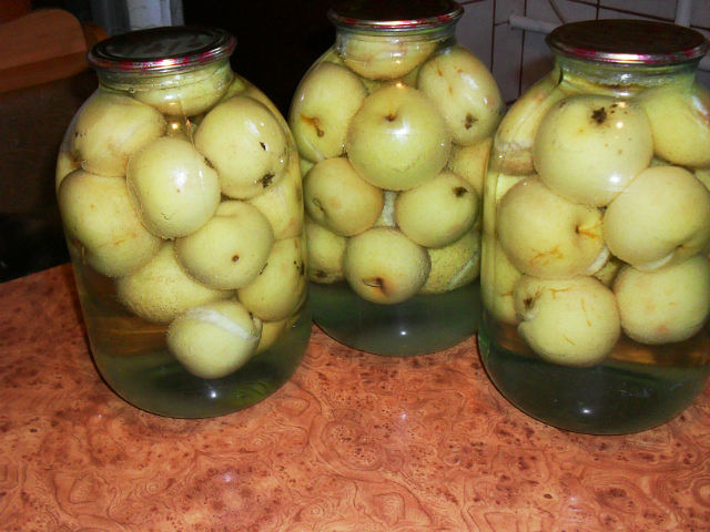Компот из яблок на зиму - рецепты без стеризации, с вишней и другие