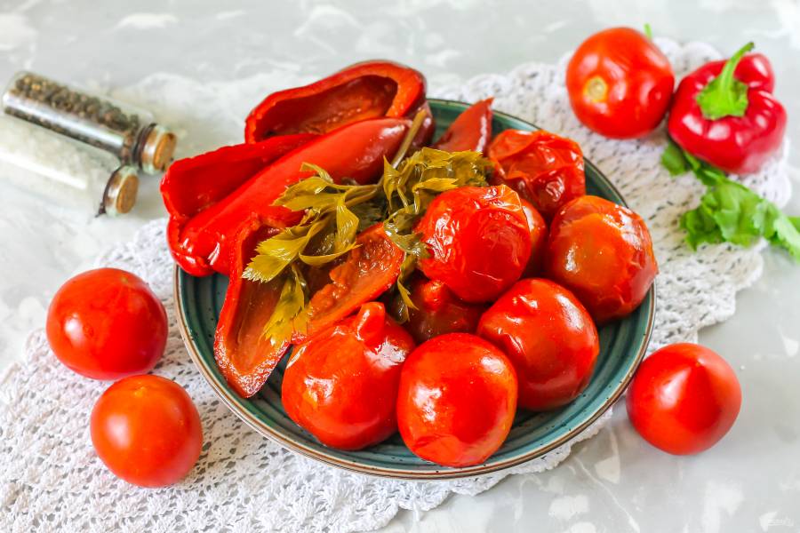 Помидоры маринованные на зиму: 7 очень вкусных рецептов сладких маринованных помидор