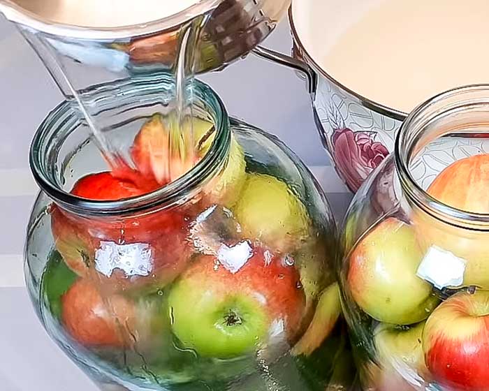 Маринованные яблоки на зиму — пошаговый рецепт с фото