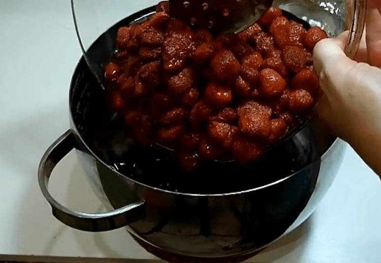 Варенье из клубники на зиму | густое варенье с целыми ягодками