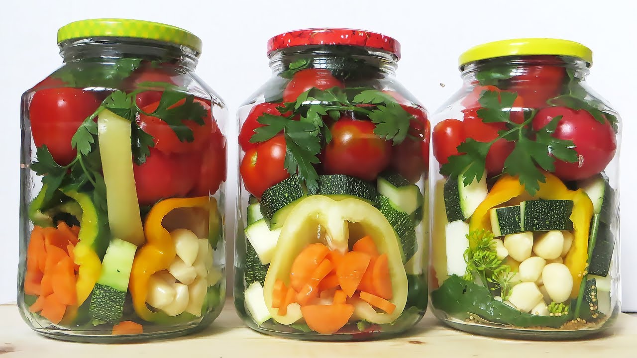 18 лучших рецептов приготовления на зиму овощного ассорти из помидоров, огурцов и капусты