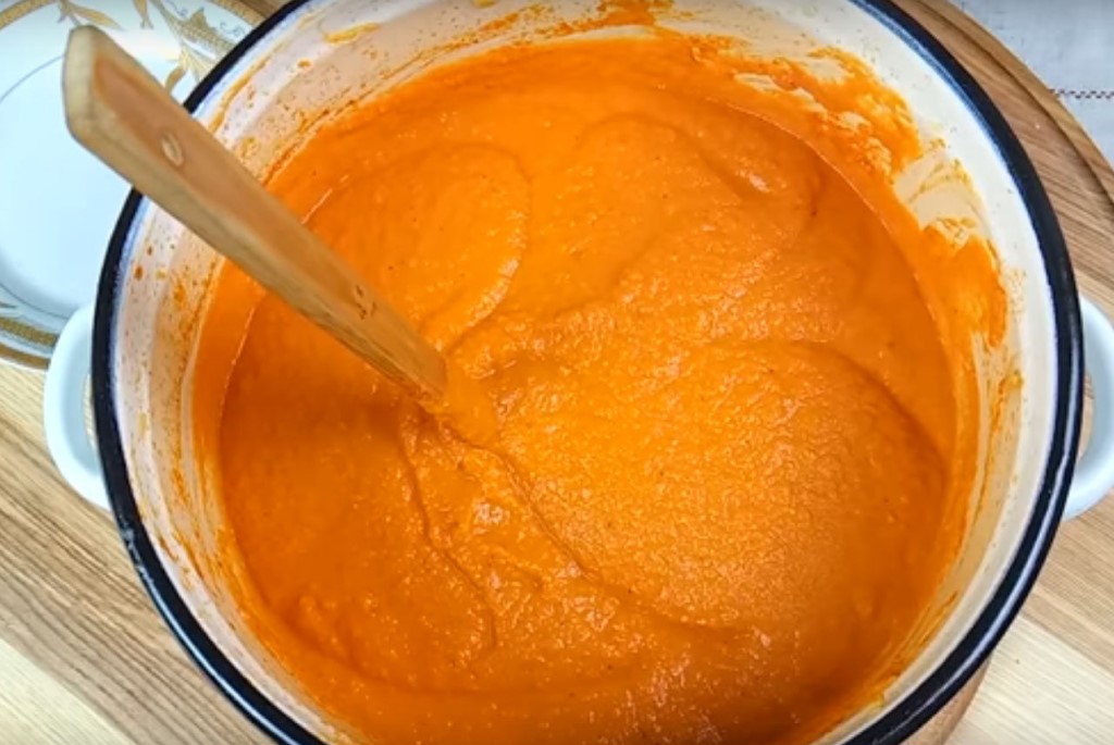 Кабачковая икра с томатной пастой. рецепты икры из кабачков на зиму в домашних условиях