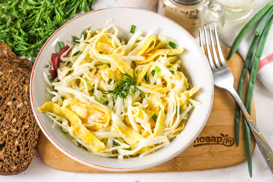Салат с яичными блинчиками – 8 очень вкусных рецептов салатов из блинов