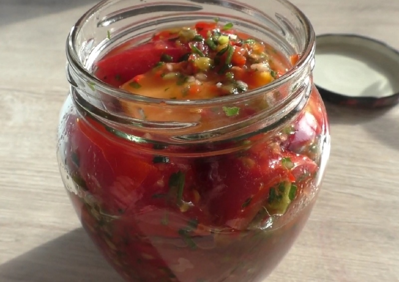 Много вкусных рецептов помидоров по-корейски: для любителей остреньких закаток