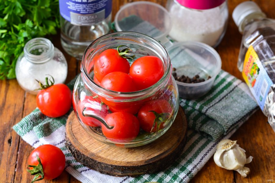 Салаты из зеленых помидор на зиму — 6 вкусных рецептов