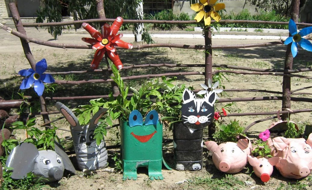 Сад огород своими руками: 135 фото идей, все новинки поделок из подручных материалов для дома и дачи