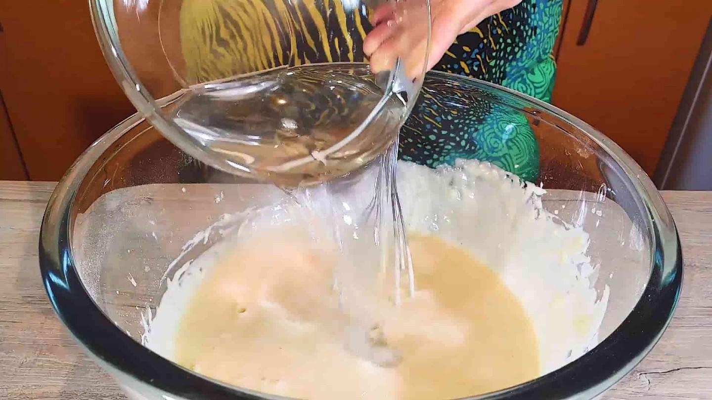 Как приготовить блины на кефире, молоке, воде – рецепт