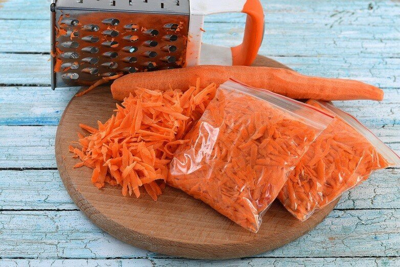 Как хранить морковь в холодильнике на зиму: в домашних условиях, без заморозки