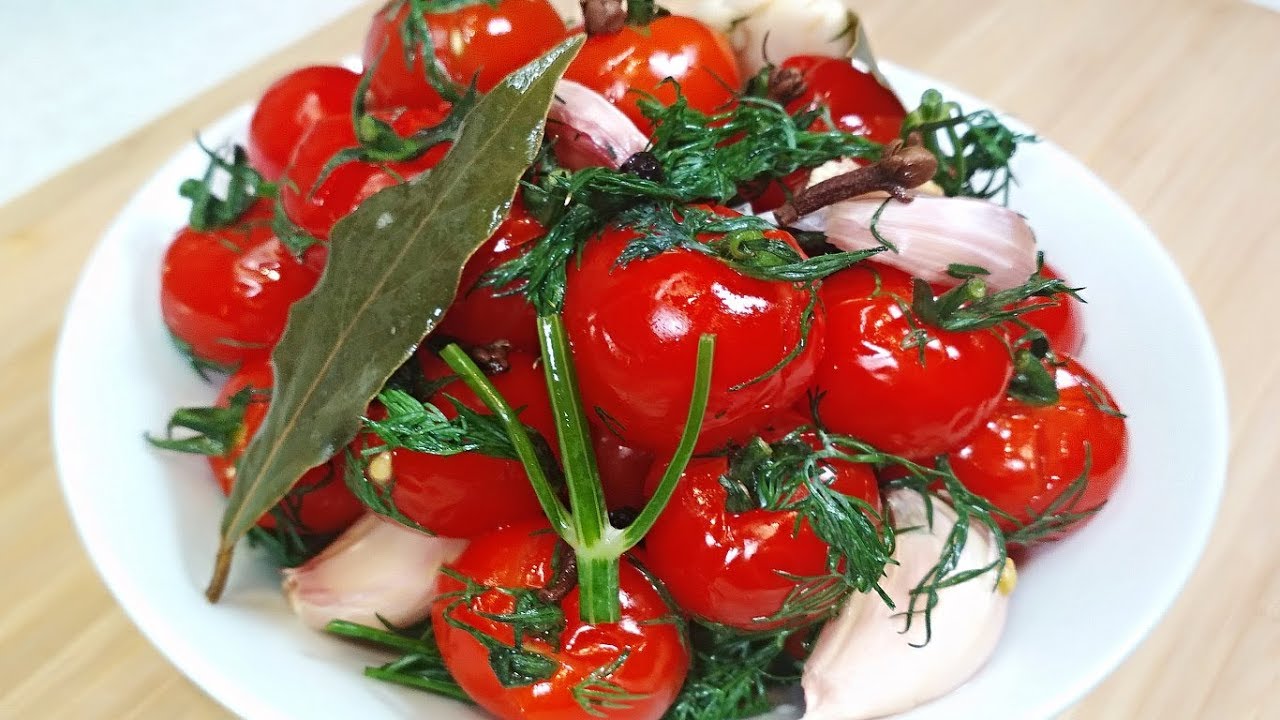 Малосольные помидоры: топ-6 рецептов, кулинарные советы