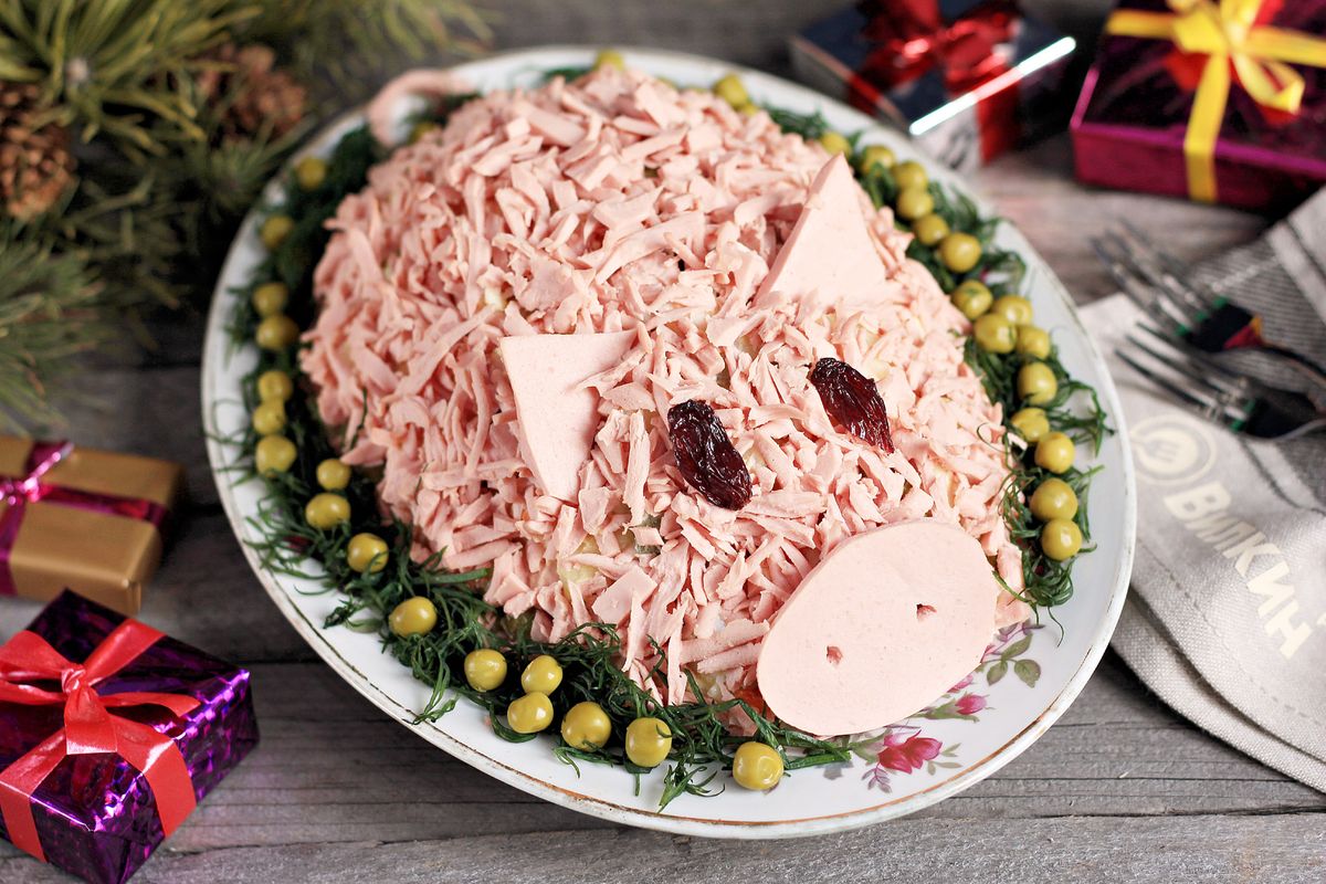 Новогодний салат «свинка» к 2020 году — 6 пошаговых рецептов приготовления