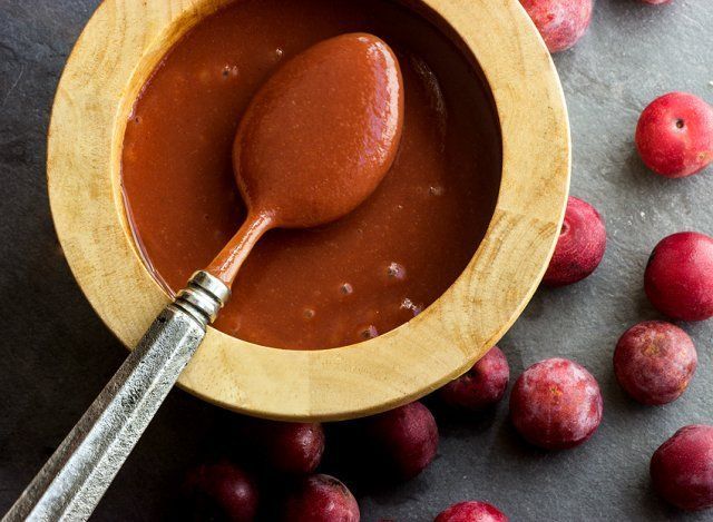 Кетчуп из слив и помидор на зиму: топ-7 в домашних условиях