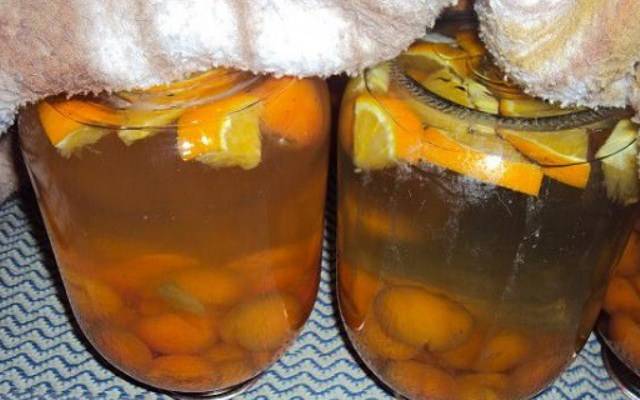 Варенье из абрикосов на зиму: 5 рецепта без косточек и дольками