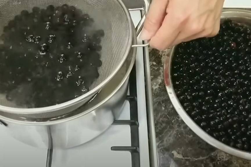 Чем чистить медь