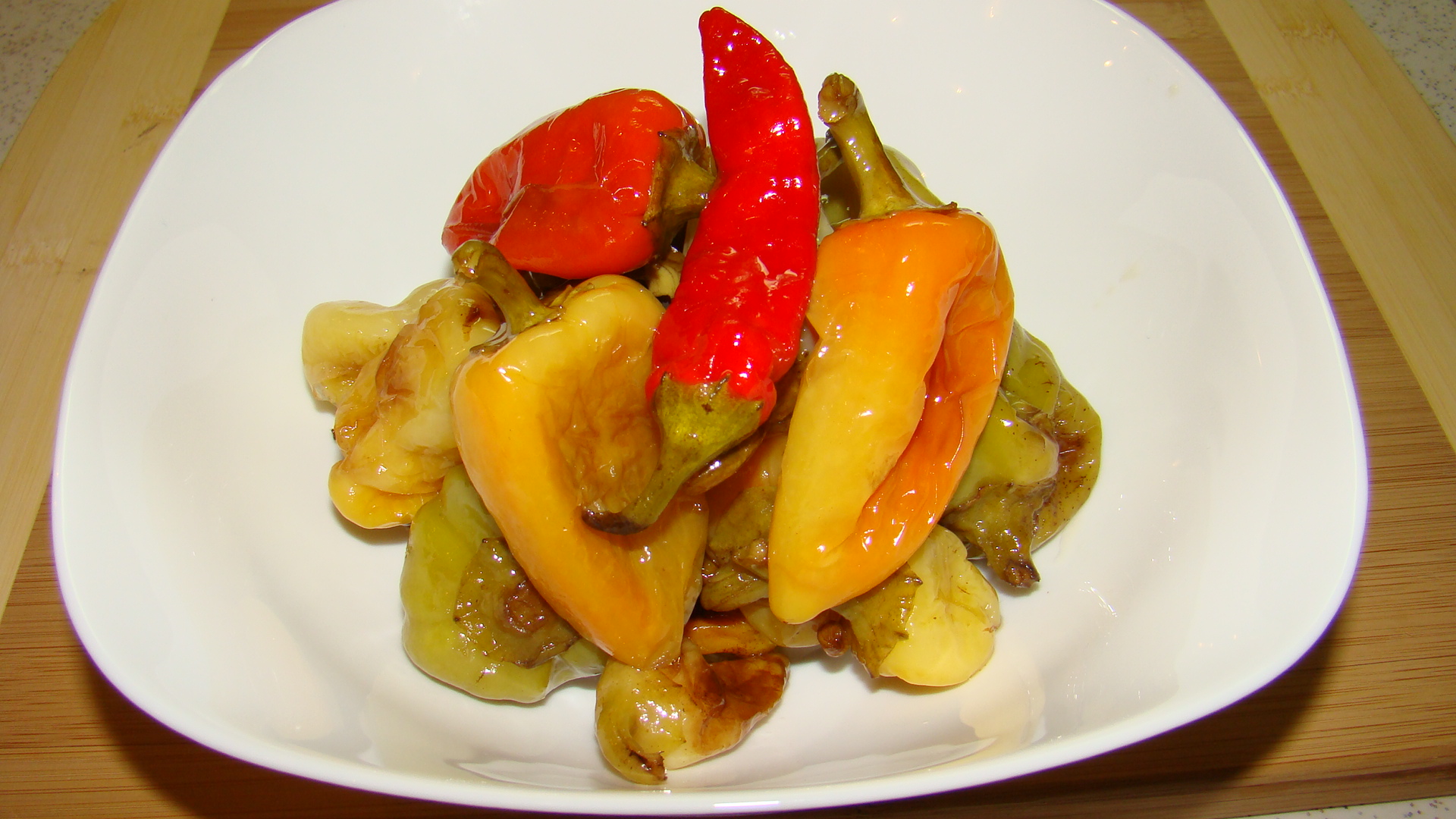 Маринованный красный перец по-армянски на зиму - 11 пошаговых фото в рецепте