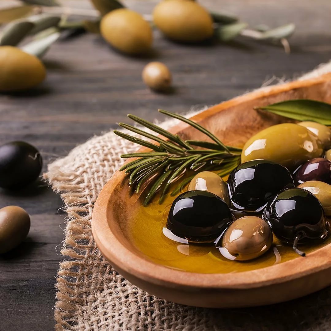 Маслины и оливки - в чем разница?