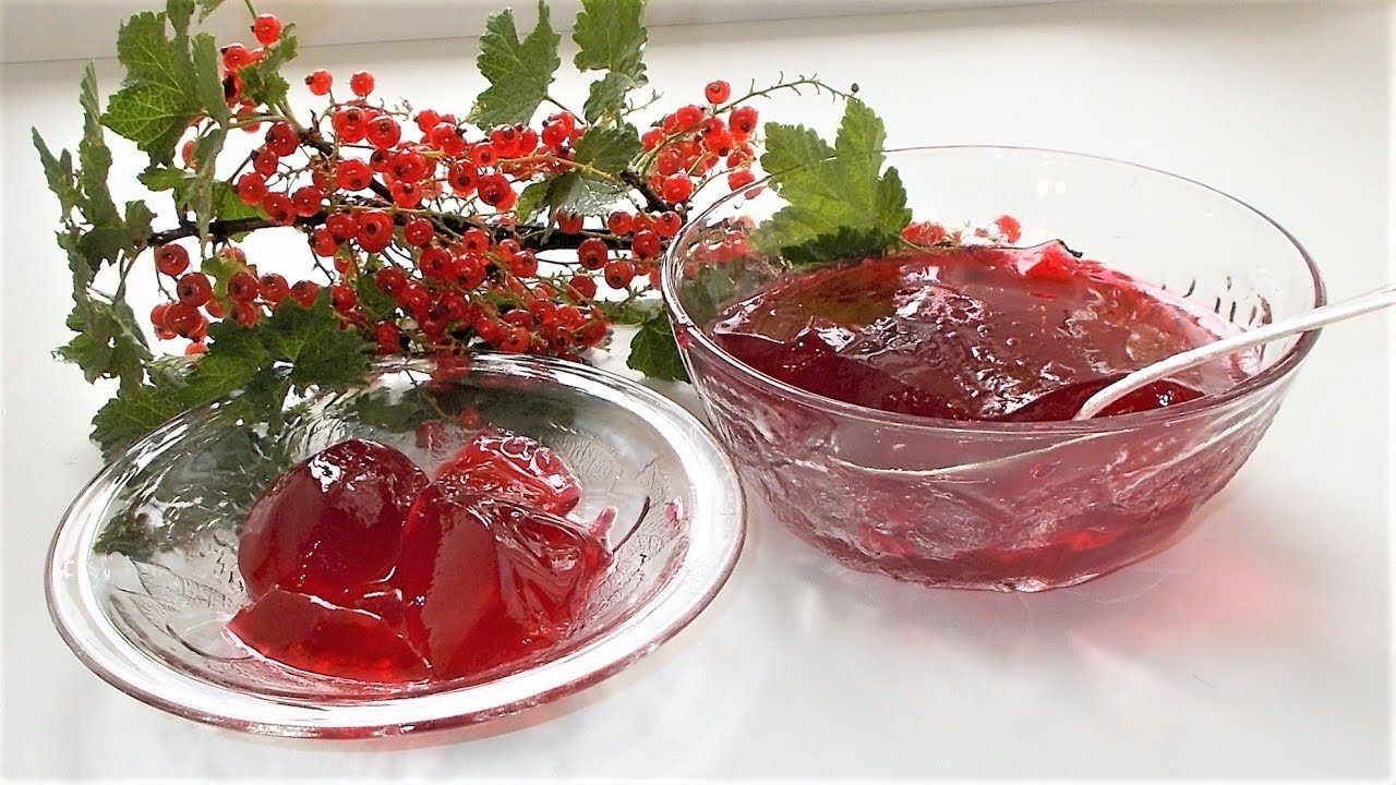 Красная смородина - рецепты заготовок на зиму и вкусные десерты