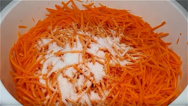 Морковь по-корейски на зиму в банках – 5 очень вкусных рецептов