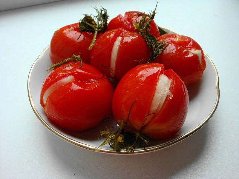 Помидоры в пакете: 6 вкусных и быстрых рецептов помидоров с чесноком и укропом