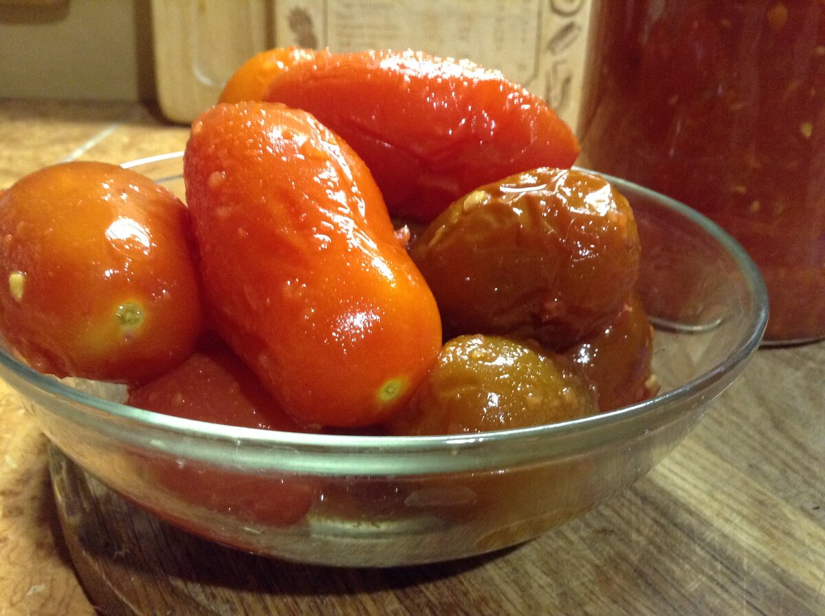 Помидоры в собственном соку без уксуса: рецепты на зиму без стерилизации, соленые и маринованные томаты, консервированные дольками холодным способом