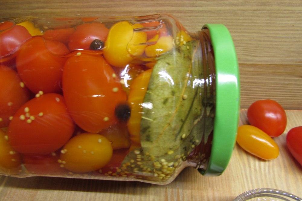 Консервация помидоров с горчицей: рецепты с томатами на зиму