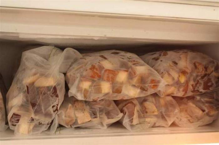 Можно ли замораживать грибы на зиму в холодильнике и как правильно это делать в домашних условиях