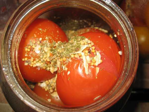 5 проверенных временем рецептов помидоров с горчицей на зиму