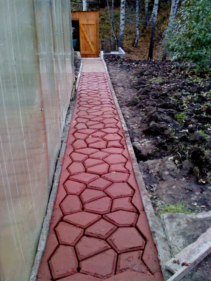 Красивые садовые дорожки из бетона: пошаговая инструкция