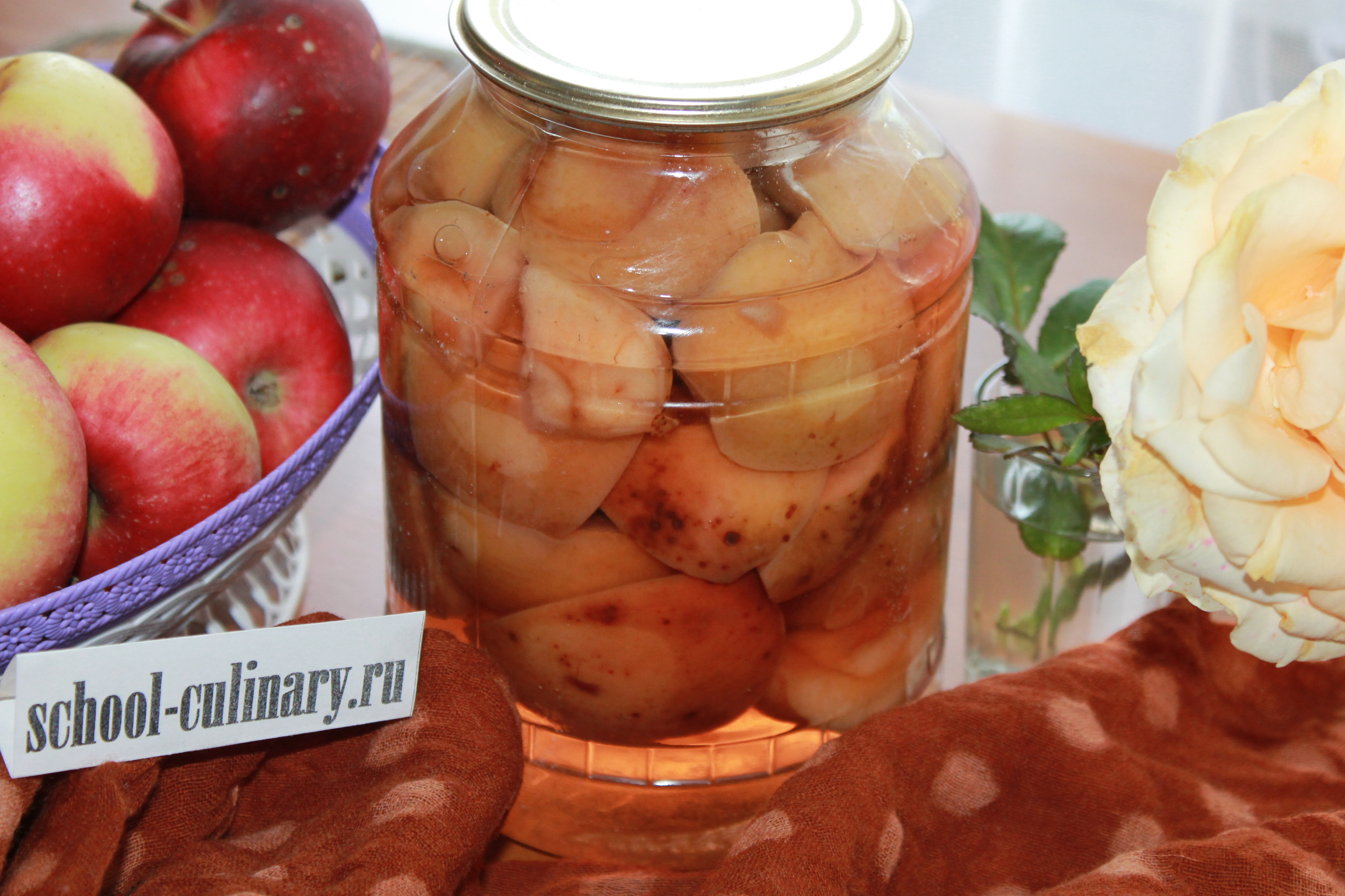 Маринованные яблоки в банке: топ 10 рецептов на зиму в домашних условиях с фото и видео