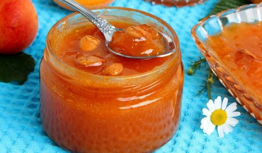 Варенье из абрикосов с косточками - 5 лучших королевских рецептов