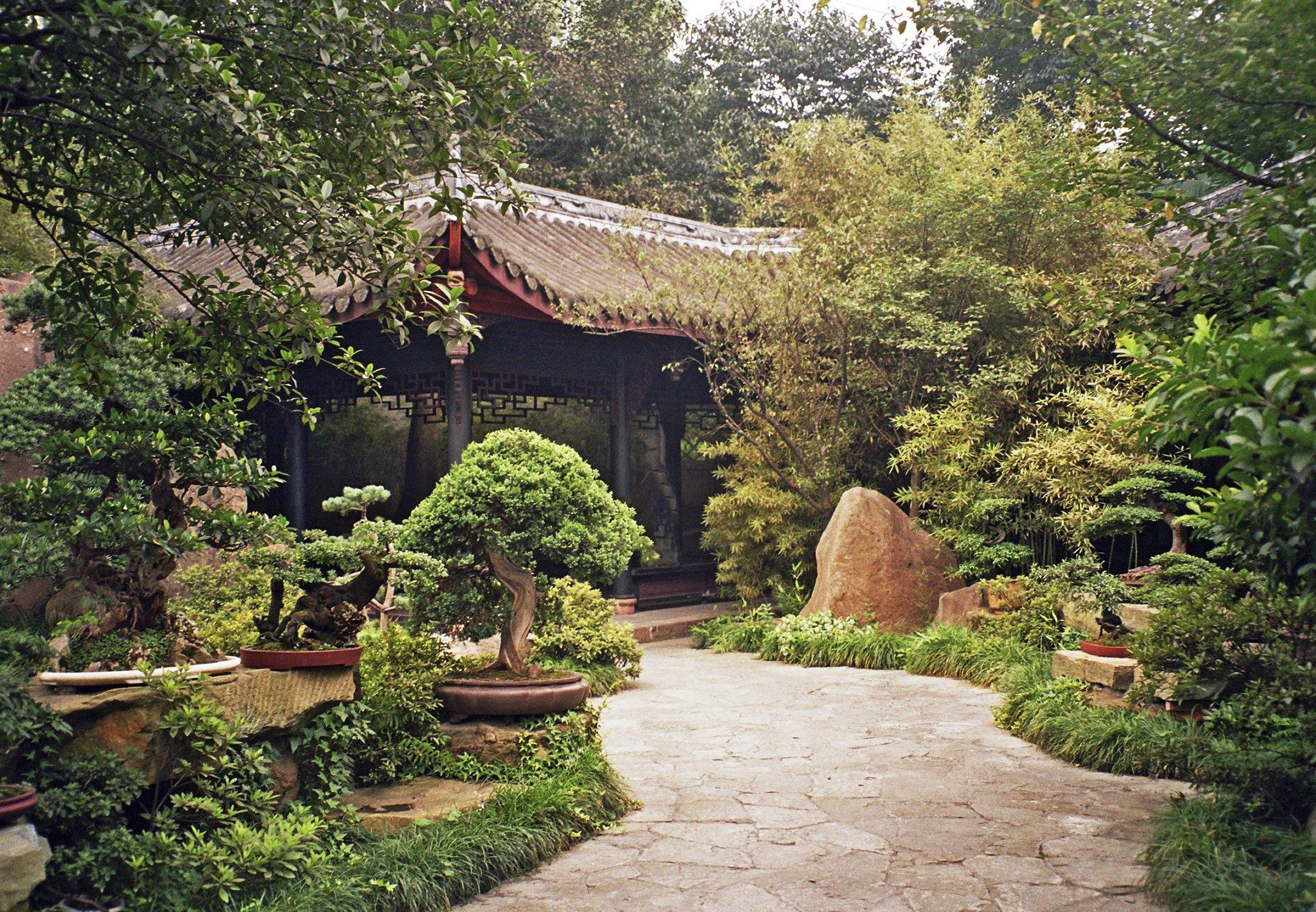 Китайский сад: обязательные элементы ландшафтного дизайна