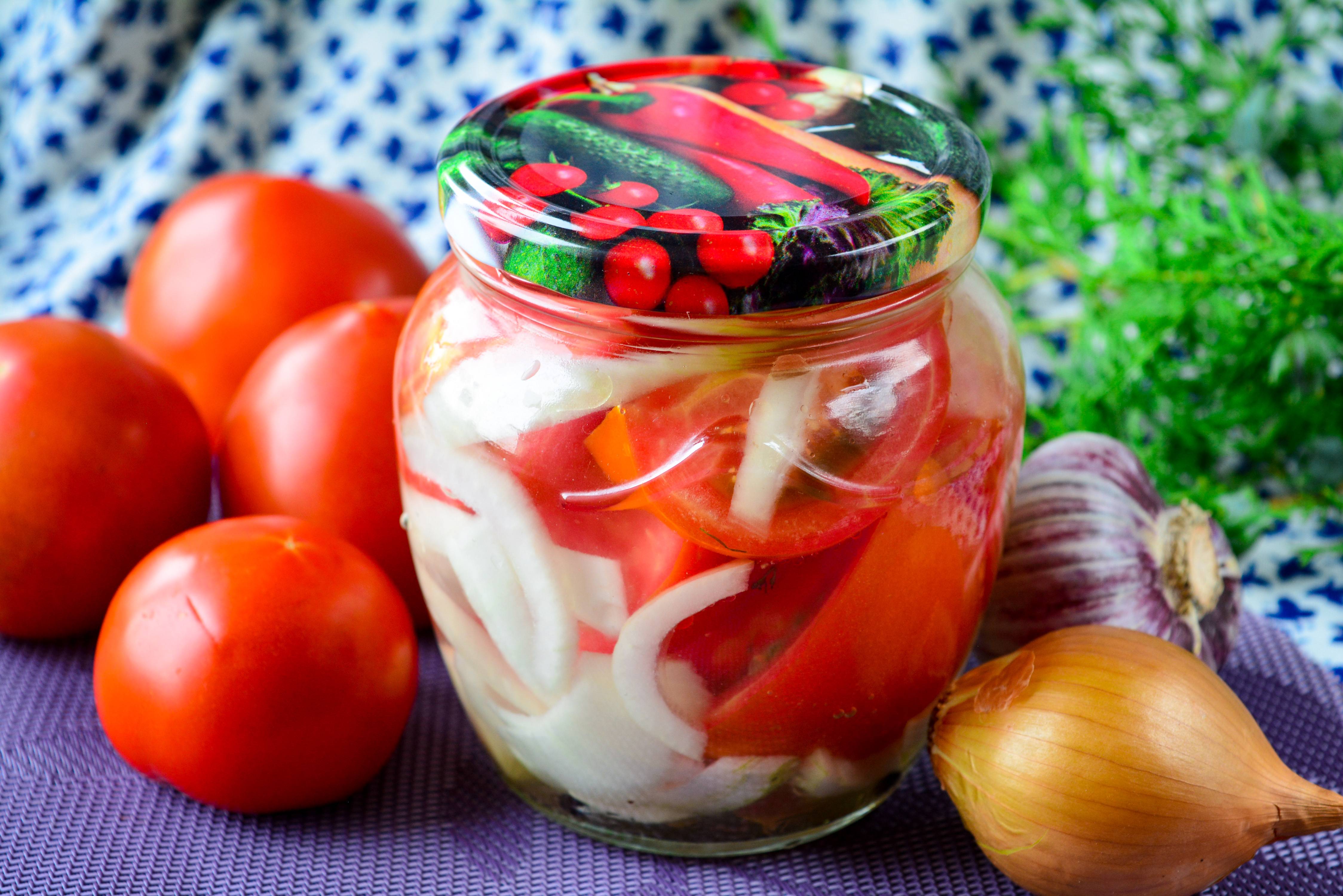 6 рецептов маринованных помидоров с кориандром на зиму
