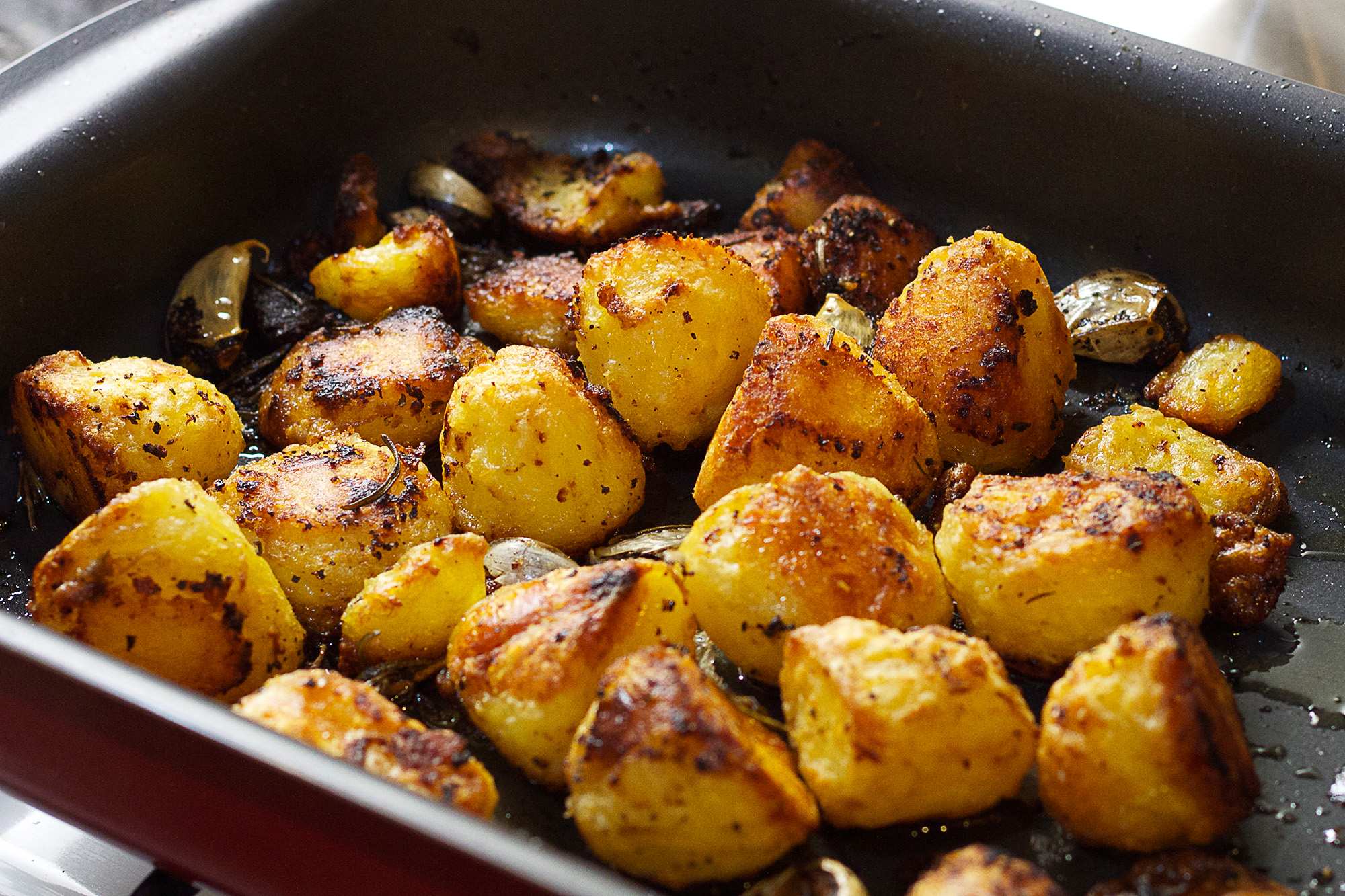 Как приготовить картошку в духовке: 13 лучших рецептов - лайфхакер