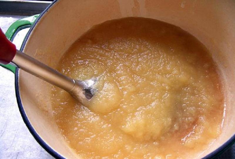 Пюре из яблок в домашних условиях простой рецепт на зиму с фото пошагово видео