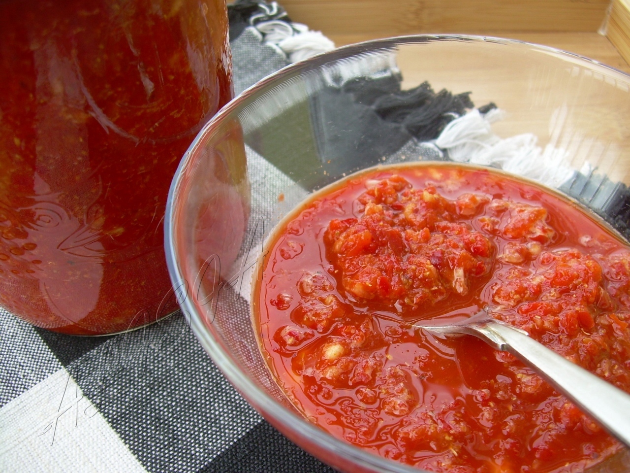 Аджика заманиха: рецепт на зиму из помидор, хранение соуса с фото и видео