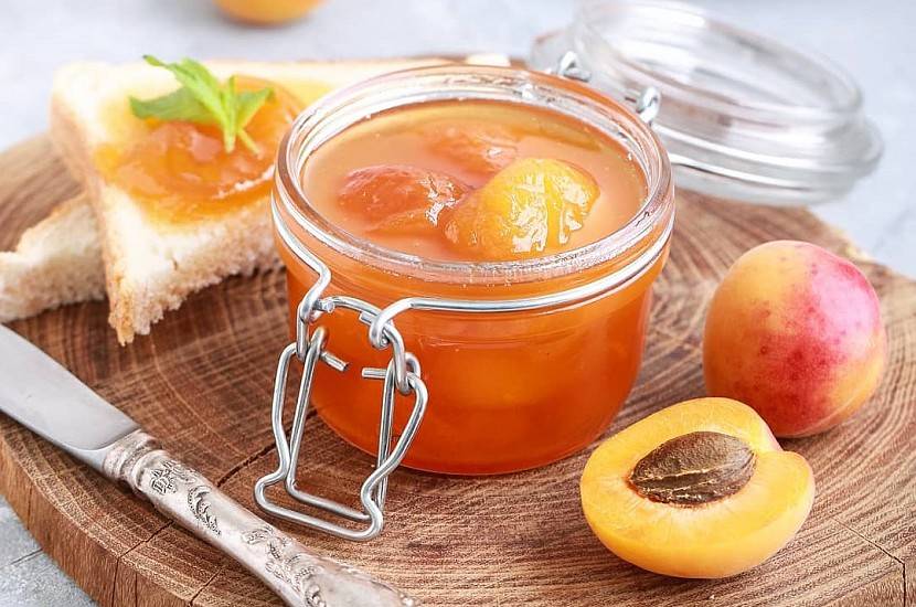 Варенье из абрикосов без косточек пятиминутка: 3 рецепта приготовления на зиму